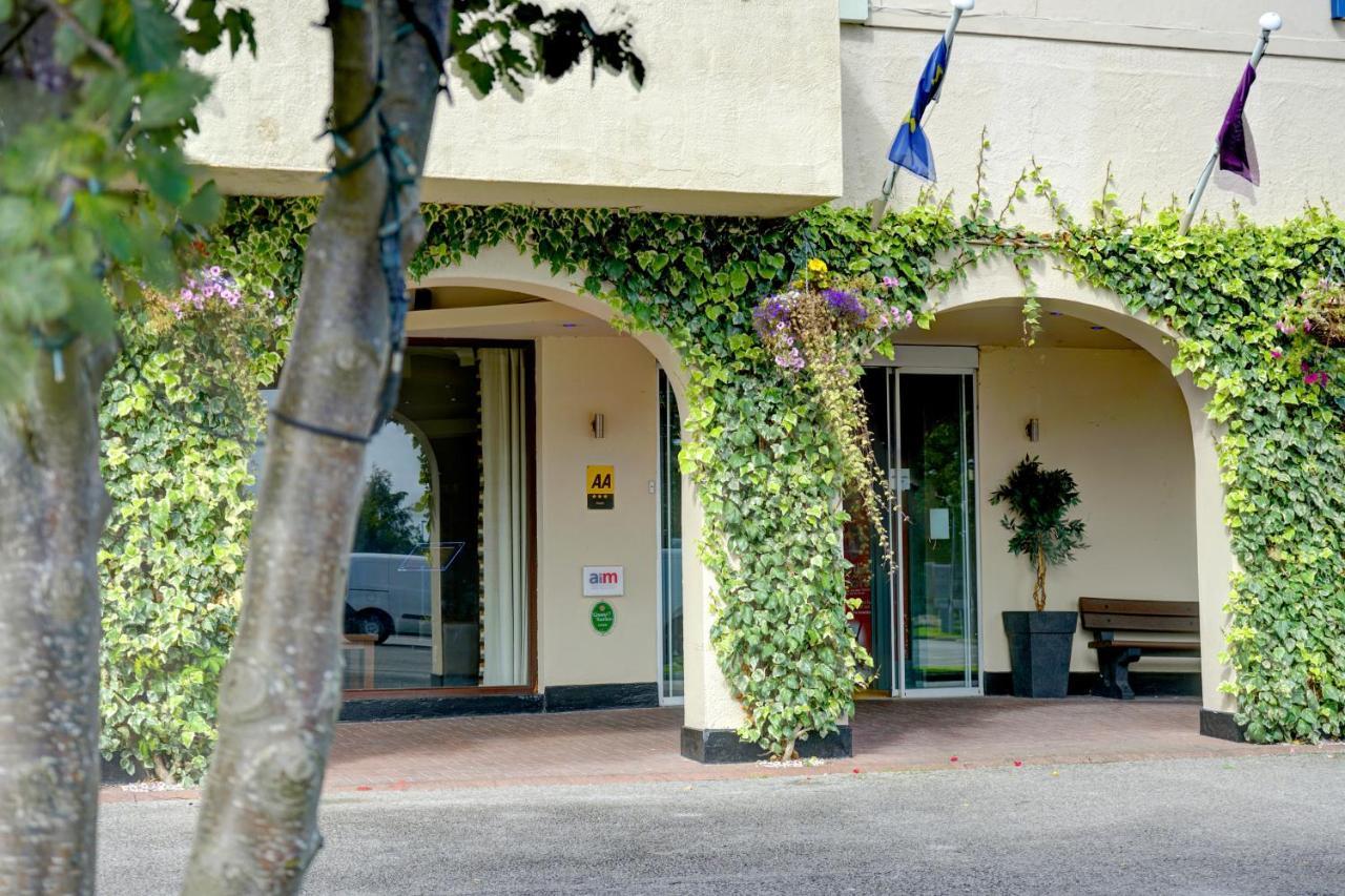 Widnes Halton Everglades Park Hotel Kültér fotó