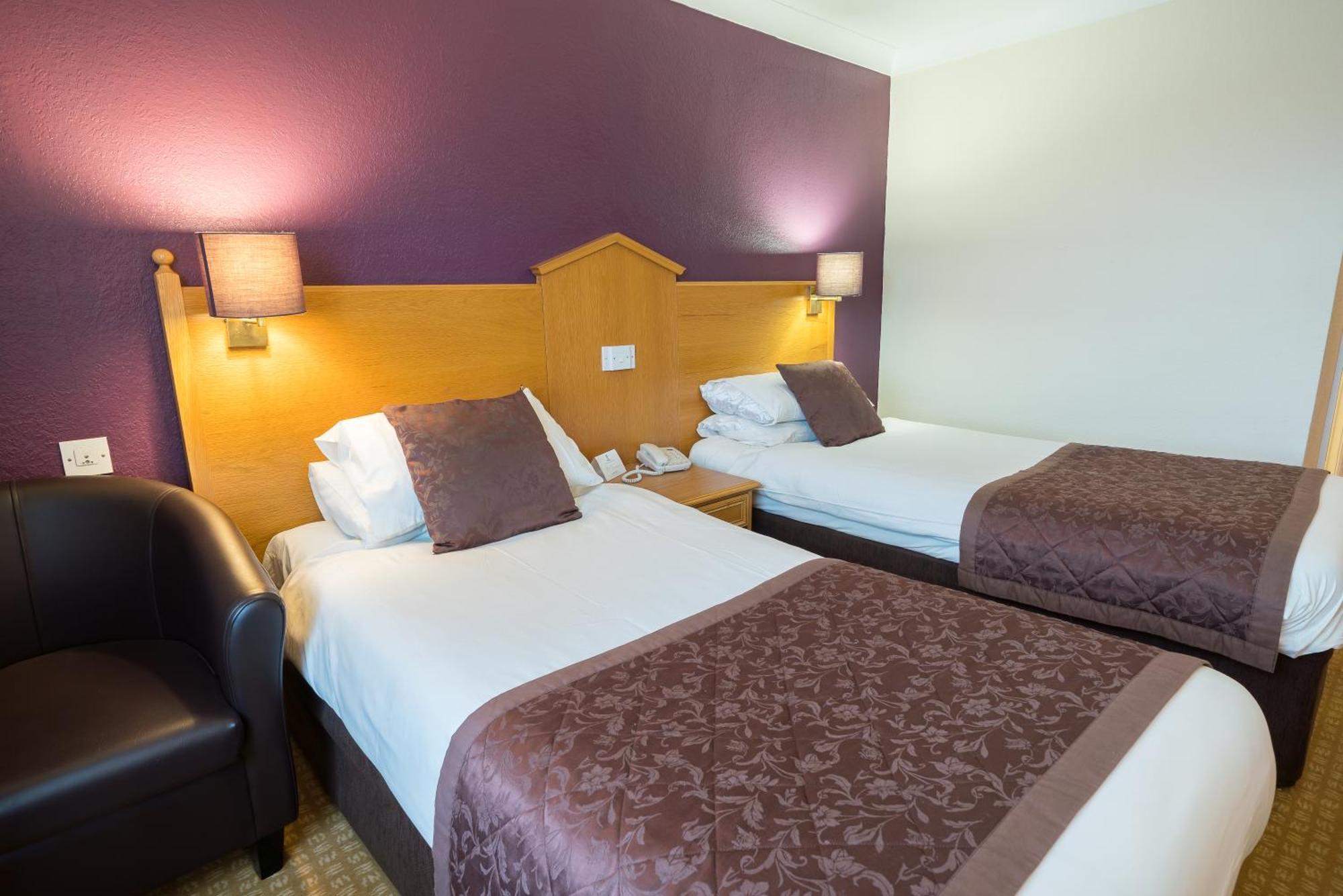 Widnes Halton Everglades Park Hotel Szoba fotó