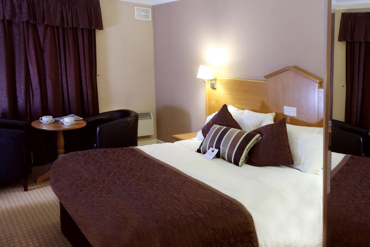 Widnes Halton Everglades Park Hotel Szoba fotó