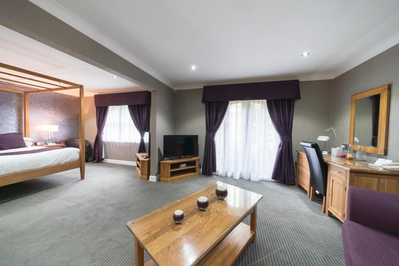 Widnes Halton Everglades Park Hotel Kültér fotó